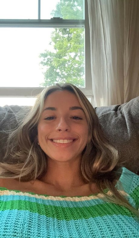 Sadie Mckenna naked actress galleries