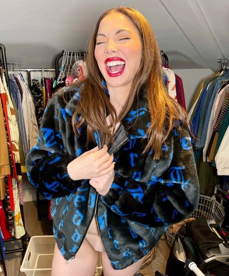Whitney Cummings star galleries