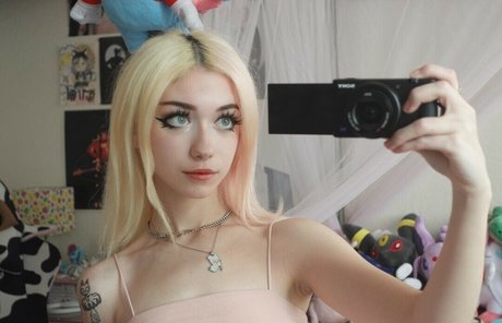 Iluvmeww star hot archive