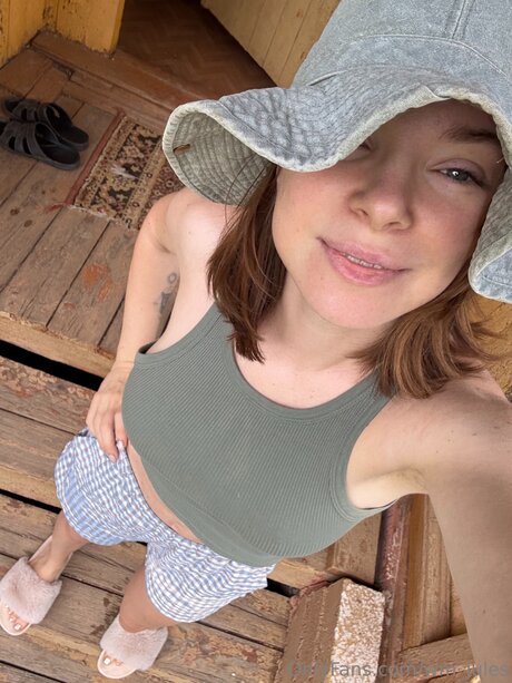 Wm Jules naked model gallery
