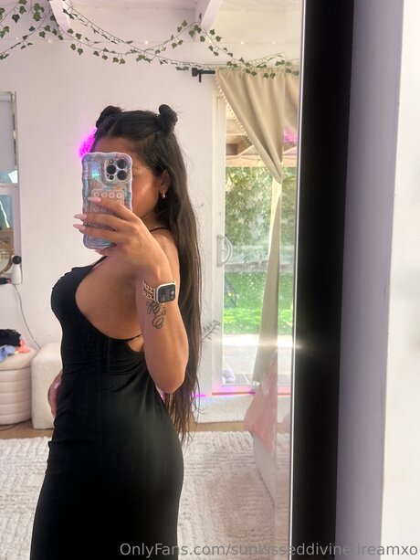 Sunkisseddivinedreamxo star hot photo