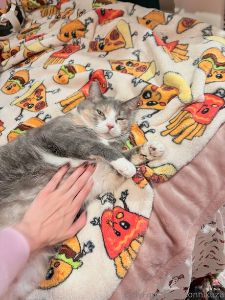Sonnikuza model porn photo