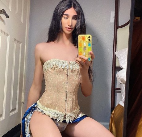 evanalexxx model hd picture