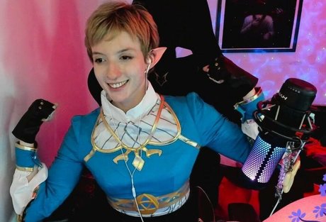 Akemy Sama high quality pornstar images