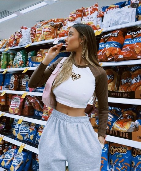 Ella Cervetto hd pornstar pictures
