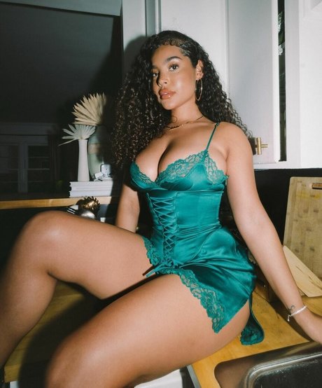 Malaika Terry nice actress image