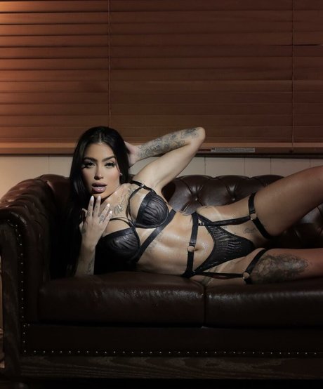 hottest ladyboy onlyfans nude images