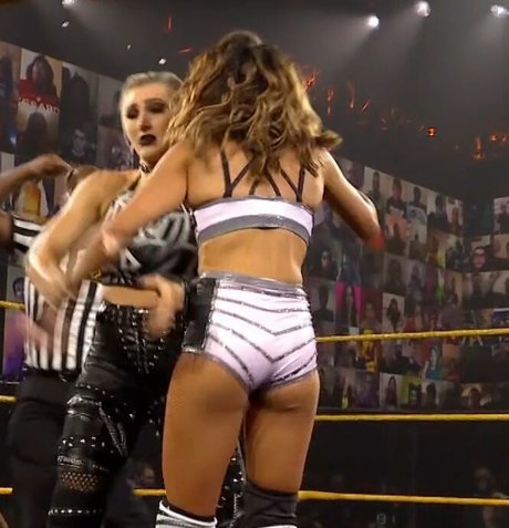 Dakota Kai pretty model img