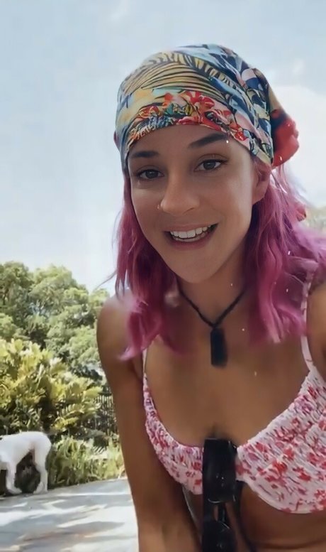 Dakota Kai sexy star gallery