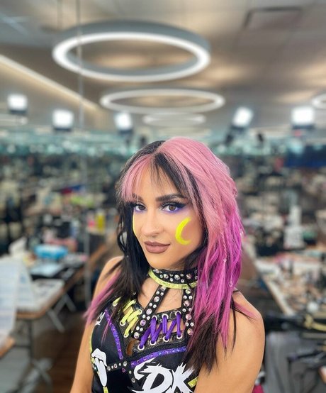 Dakota Kai nudes pornstar pictures