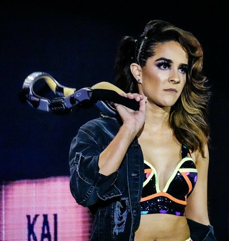 Dakota Kai naked pornstar gallery