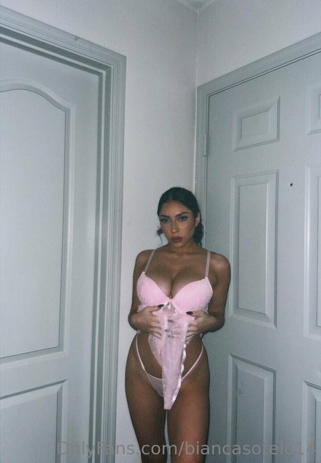 Bianca Sotelo nice model photos