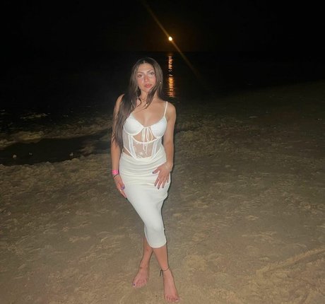 arab free onlyfans nudes gallery