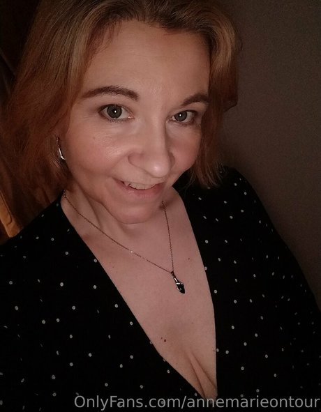 annemarieontour actress galleries
