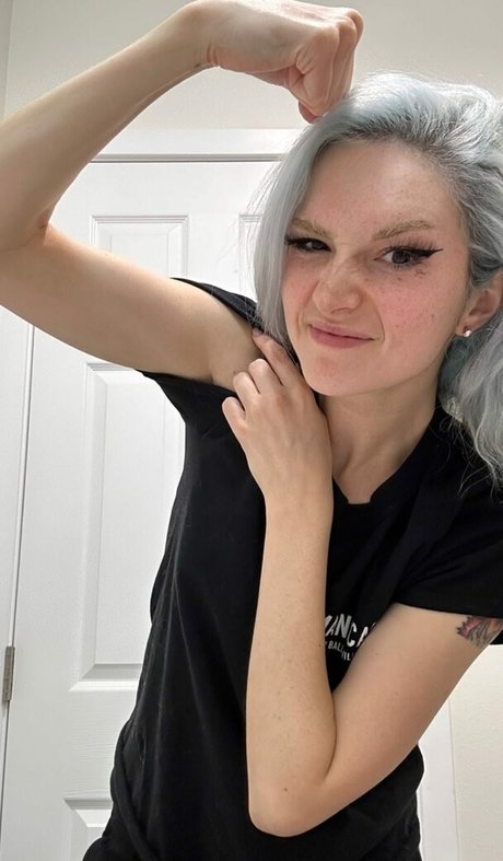 thigh onlyfans erotic picture