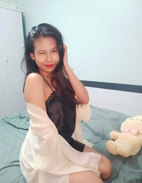 ploy69 hot actress galleries