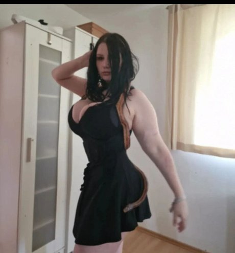 thethreeheadedsnake hot pornstar images