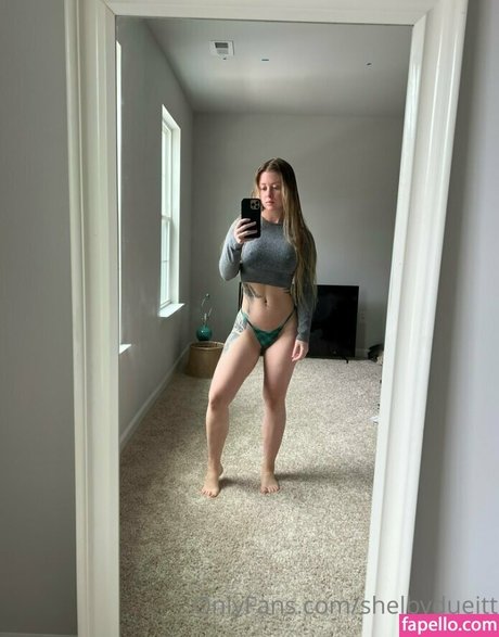 Shelby Dueitt erotic actress gallery