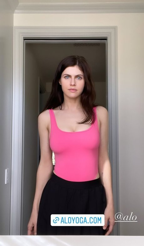 Alexandra Daddario xxx model pictures