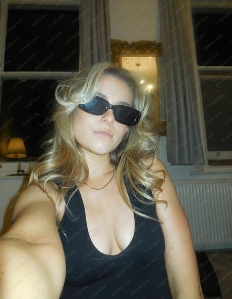 Shannon Langdon pornstar hd picture