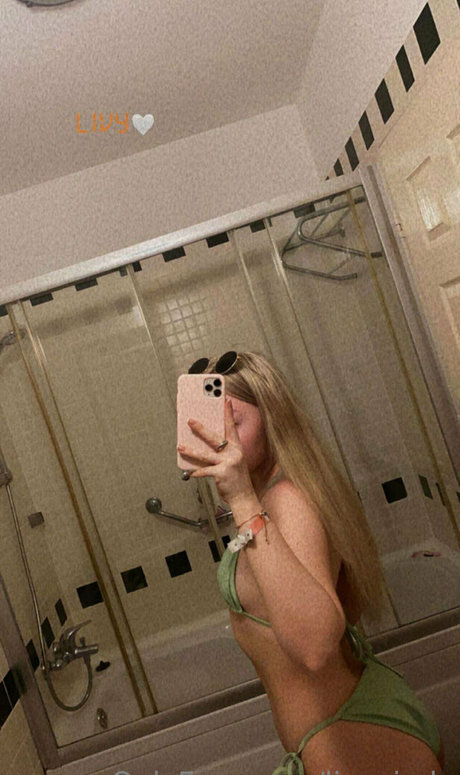livyyjade pornographic star img