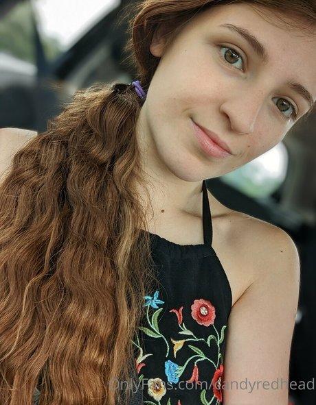 candyredhead star hot images