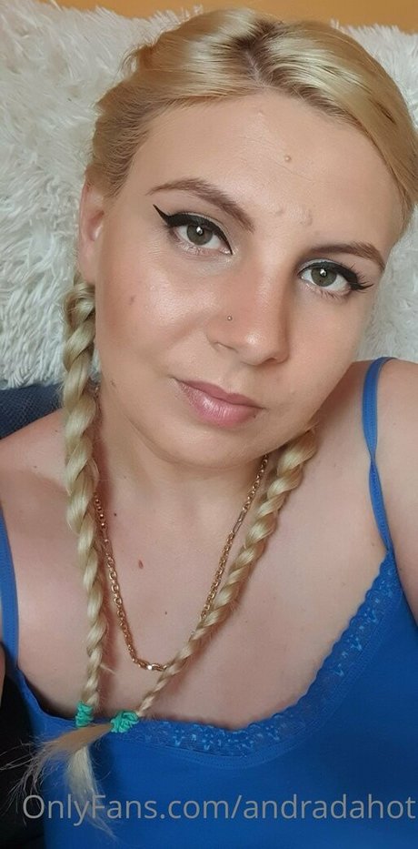 andradahot nude pornstar picture