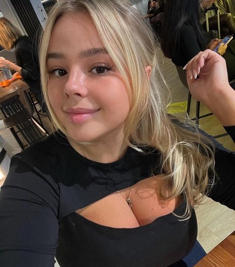 pretty onlyfans best image
