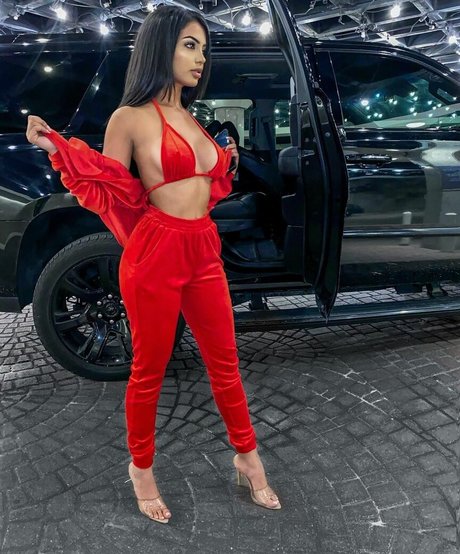 very skinny onlyfans nude pics