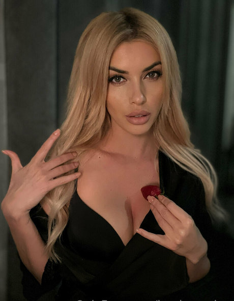 curvy teen onlyfans beautiful gallery