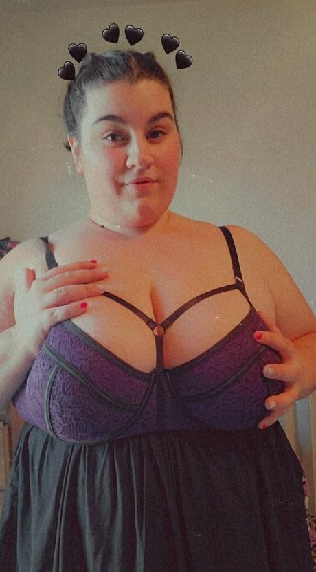 curvymama2021 high quality star pic