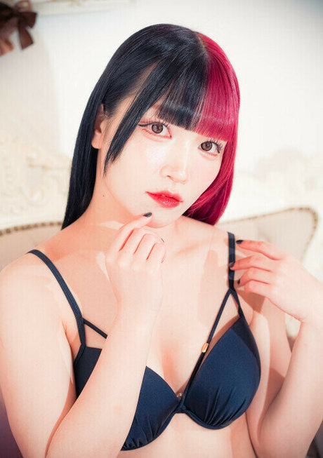 Maki Itoh pornographic model images