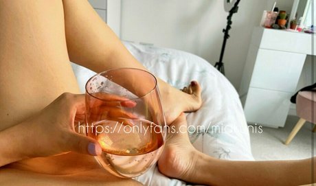 Dkarina art pornstar gallery