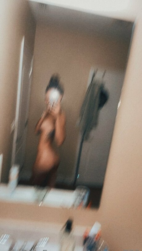 askyee735 erotic model galleries
