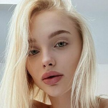 Flexibledi exclusive actress picture