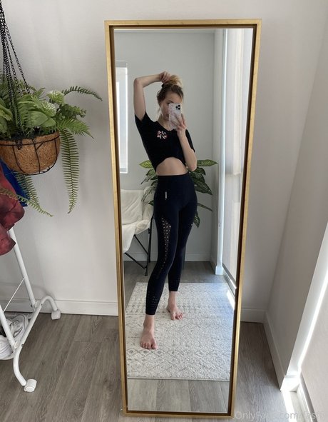ideal onlyfans beautiful naked img