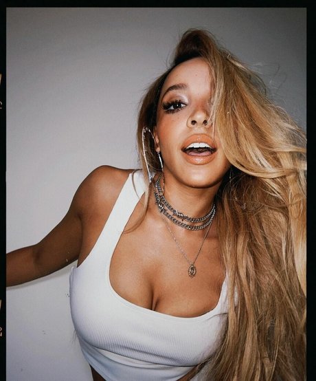Tinashe pornstar nudes image