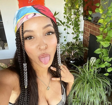 Tinashe model nudes pictures
