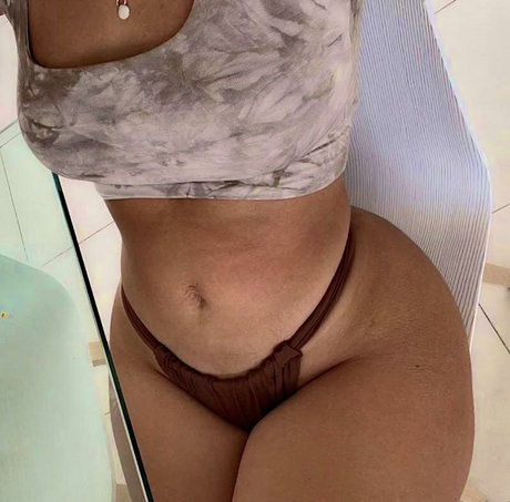 Catherine Mcbroom naked actress galleries