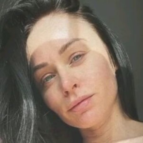 Clare Richards sexy model pic