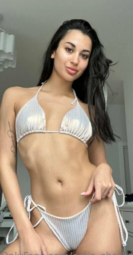 linda pretty model sexy galleries