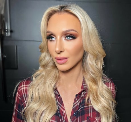Charlotte Flair naked model pic