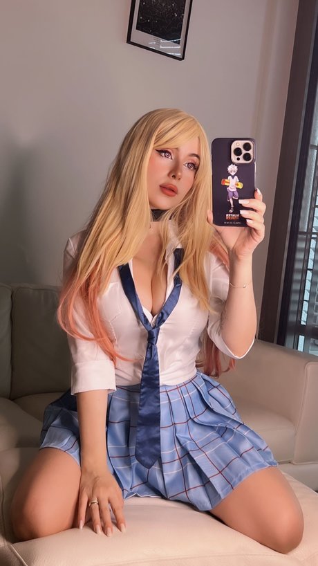 skinny asian teen onlyfans erotic picture