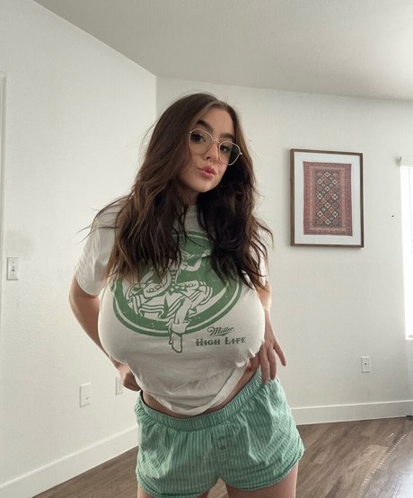 tall redhead onlyfans art naked pic