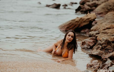 Talita Moraes star pornographic image