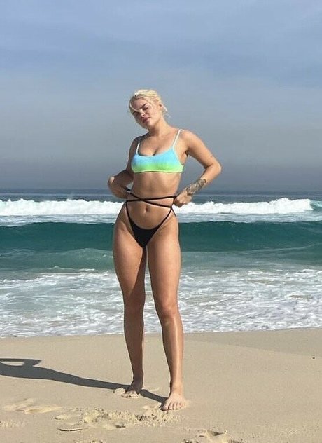 Luisa Sonza nude pornstar pics
