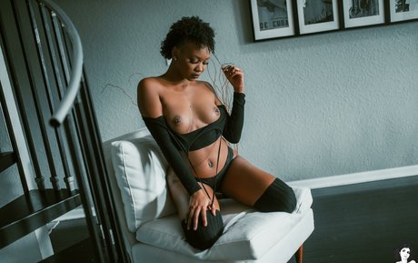 Naomi SG model best img
