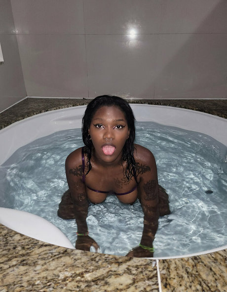 afrogaybe model sexy pictures