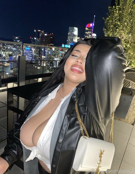 babytokyo model erotic img
