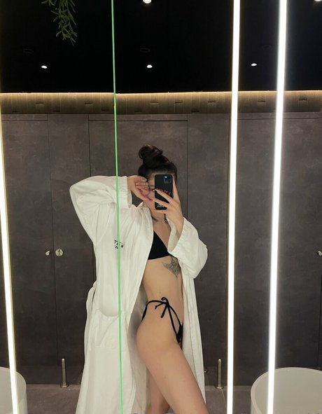 asian petite onlyfans beautiful pic